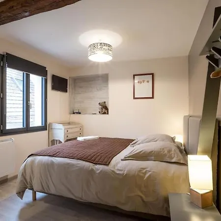 De Climats De 3 A 6 Personnes Beaune (Cote d'Or)