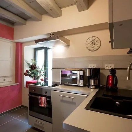 De Climats De 3 A 6 Personnes Beaune (Cote d'Or)