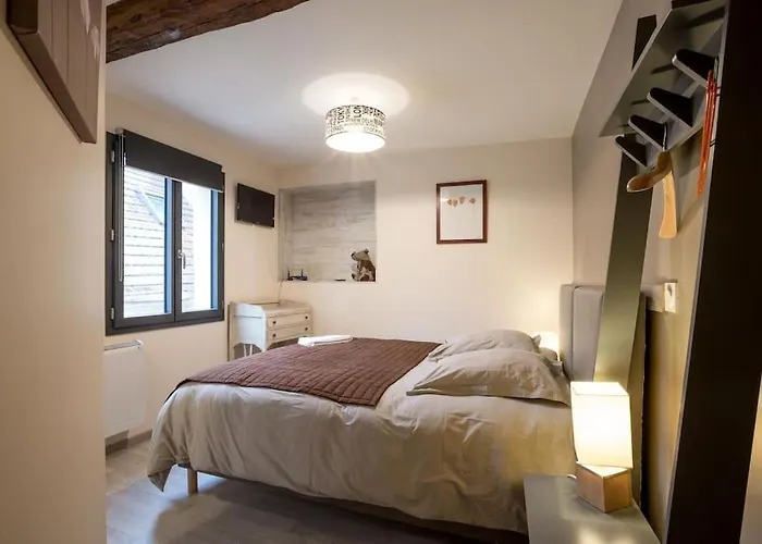 De Climats De 3 A 6 Personnes Beaune (Cote d'Or)